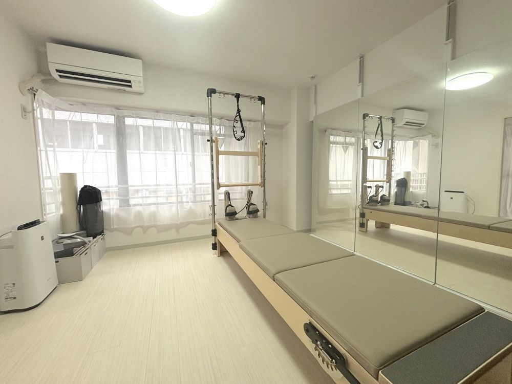 STUDIO IVY 京橋
