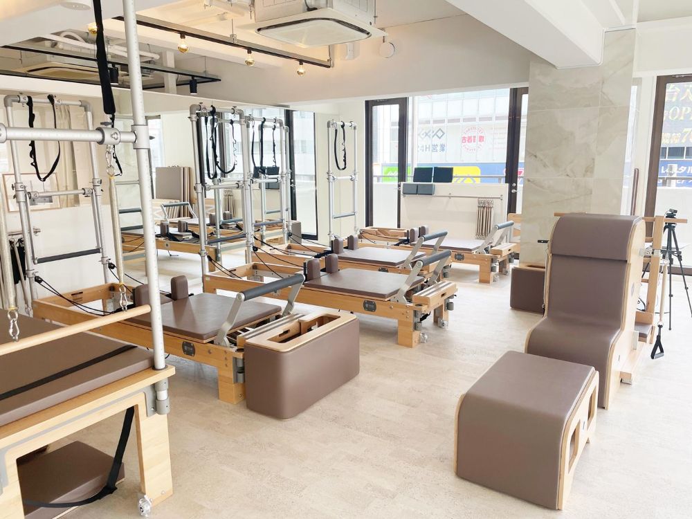 zen place pilates 天神橋筋六丁目