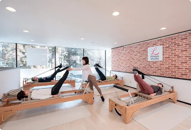 pilates studio L