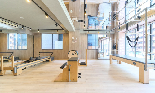 【特徴】&a(アンドエー)はこんなピラティススタジオ